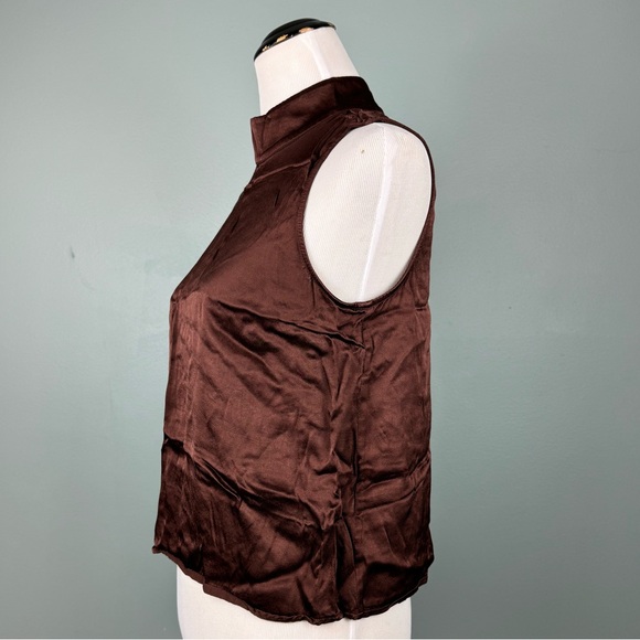 Luxury Quality Silk Top - Picture 5 of 6